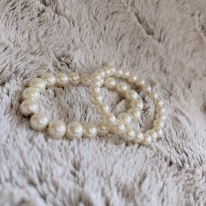 Pearl bracelets 🤍
